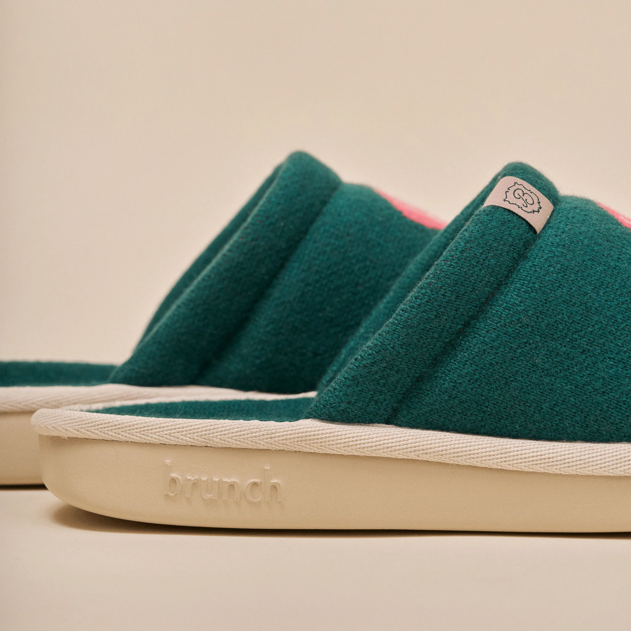 Essential - Green - Cashmere - Image 3