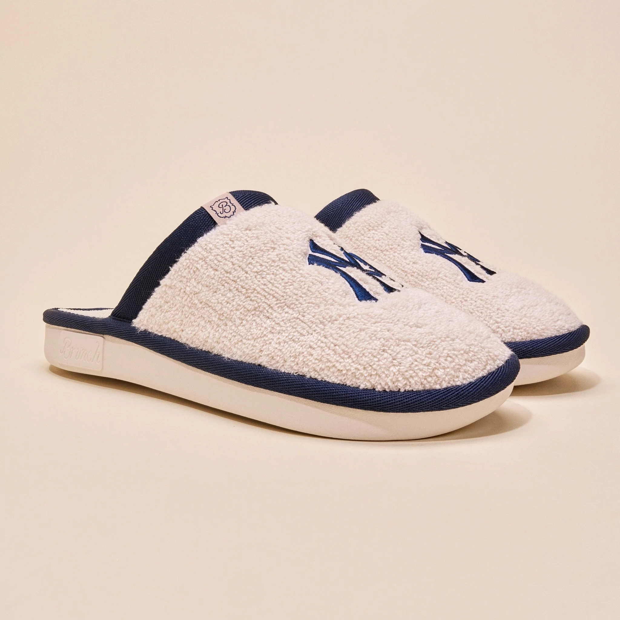 Essential Yankees - Cream - Terry